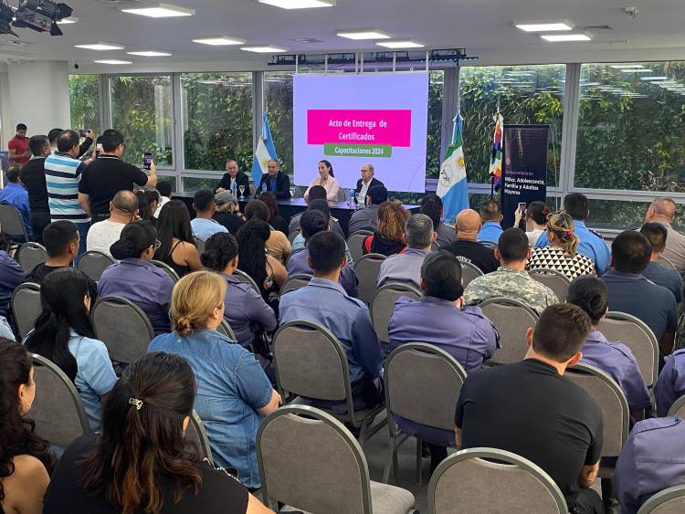 ”DESDE EL MINISTERIO DE DESARROLLO HUMANO COLABORAMOS CON LA AMPLIACIÓN DE LAS REDES DE CONTENCIÓN DEL PROGRAMA FORTALEZA” AFIRMÓ GALARZA