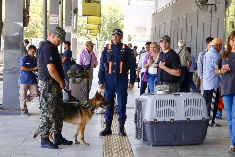 TERMINAL DE ÓMNIBUS RESISTENCIA: EL GOBIERNO PROVINCIAL LANZÓ EL OPERATIVO "RECAMBIO TURÍSTICO- CONTROL INTEGRAL DE PASAJEROS” 