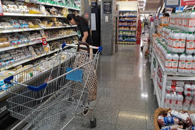 SIN RECUPERACIÓN EN V, EL CONSUMO NO REPUNTA