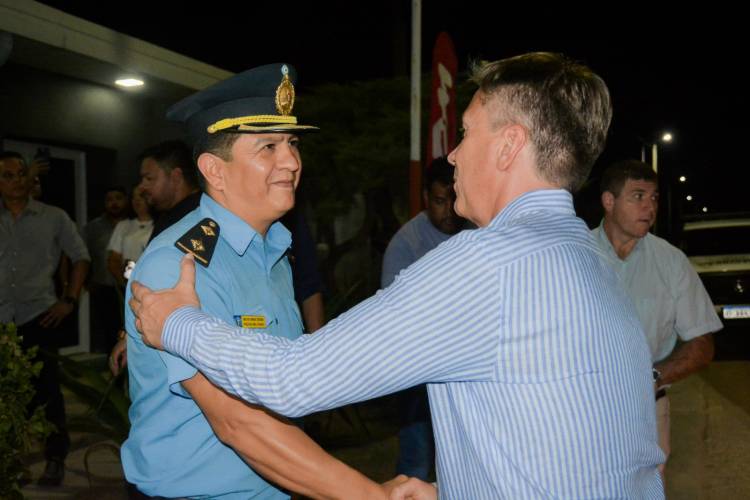 INAUGURACIÓN DEL CENTRO DE VIDEOVIGILANCIA PARA GANCEDO: “INCOROPORAMOS TECNOLOGÍA DE PUNTA PARA PREVENIR Y ESCLARECER DELITOS”- EXPRESÓ EL GOBERNADOR ZDERO