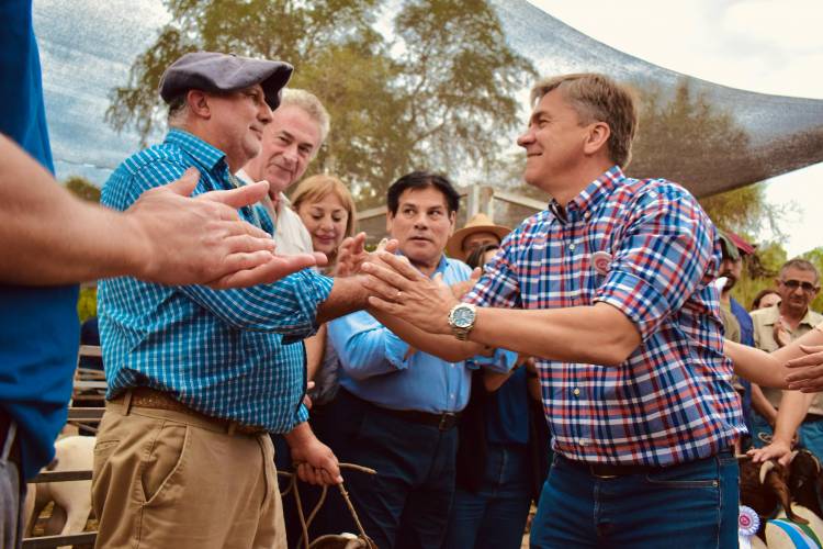 CHACO PRODUCTIVO: EN MIRAFLORES, ZDERO INAUGURÓ REFACCIONES EN EL CEDEPRO Y ACOMPAÑÓ LA XVI EXPOSICIÓN ROTATIVA DEL PROGANO