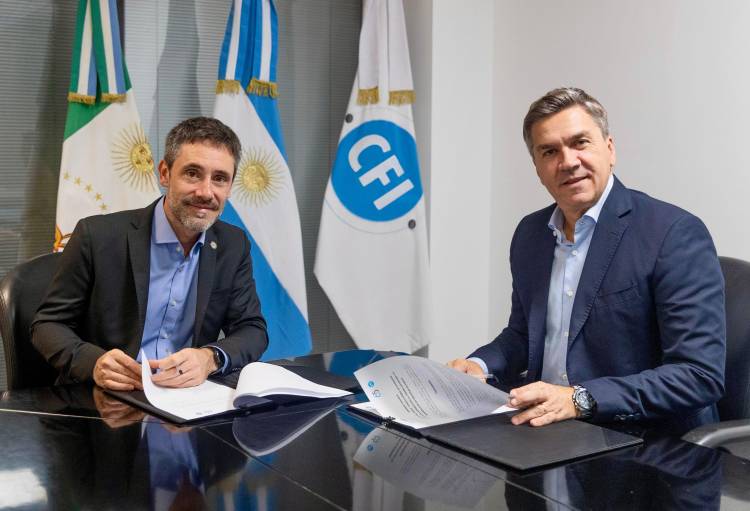 BUENOS AIRES: JORNADA DE TRABAJO DEL GOBERNADOR ZDERO JUNTO AL CFI