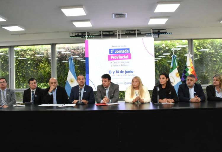 EL GOBIERNO PROVINCIAL PRESENTÓ LA 2ª JORNADA DE DERECHO MUNICIPAL Y POLÍTICAS PÚBLICAS QUE SE REALIZARÁ EN SÁENZ PEÑA
