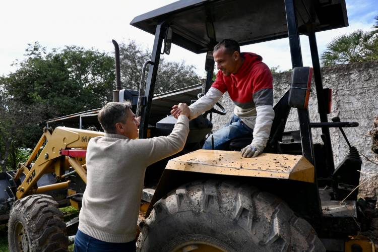 REPAVIMENTACIÓN DE LA AV. 9 DE JULIO: CONTINÚAN LOS TRABAJOS DE LIMPIEZA EN LAGUNAS Y CANALES DE LA LIGURIA