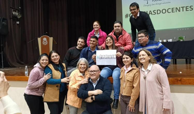 CAPACITACIÓN DOCENTE: SEGUNDO ENCUENTRO PRESENCIAL SOBRE APRENDIZAJE BASADO EN PROYECTOS QUE APORTAN A LA TRANSFORMACIÓN DE LA ESCUELA SECUNDARIA